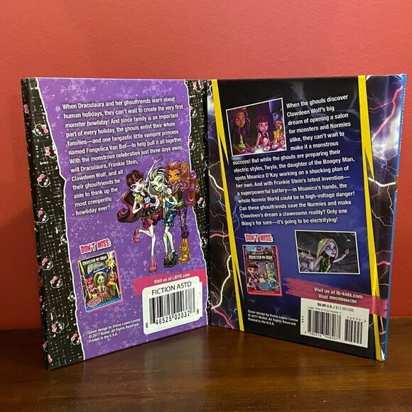 ⭐4 FOR $20⭐ Set of two Monster High Hardcover Junior Novels - Picture 2 of 4
